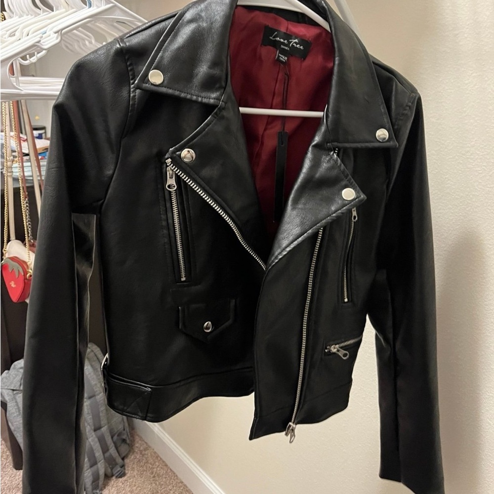 Women's Black faux LeatherJacket - love tree - Picture 2 of 5